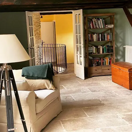 Mastignac D'hote Bed & Breakfast *